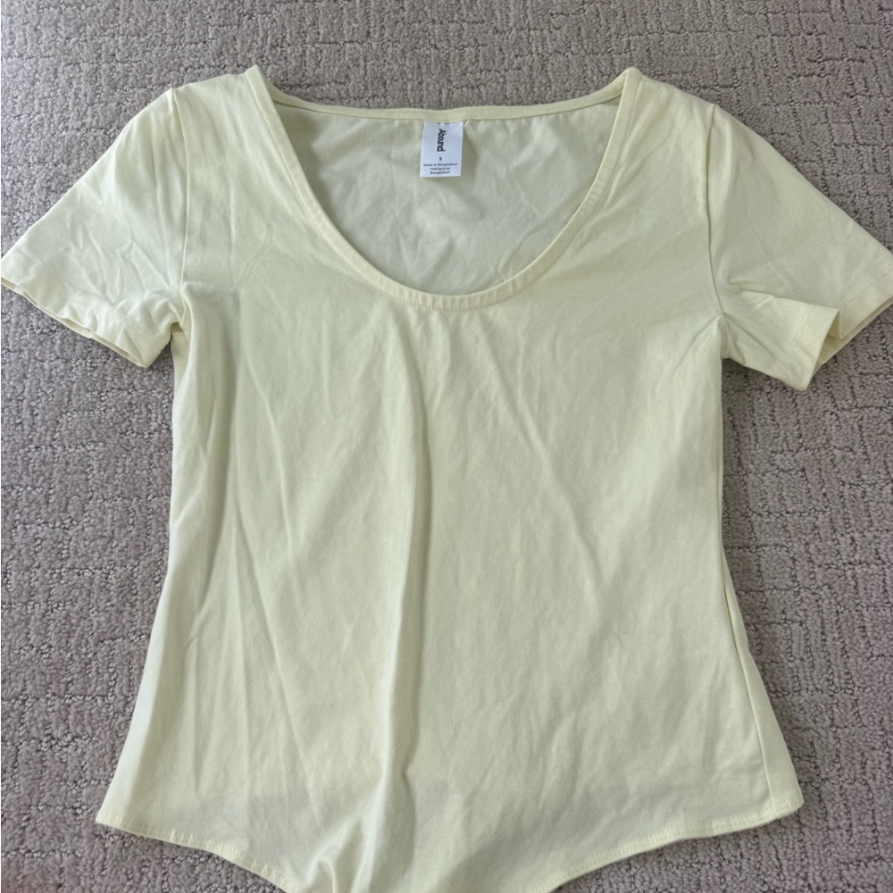 Women's Butter Yellow Scoop Neck Top
